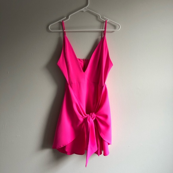 TOBI hot pink mini Dress - Picture 1 of 8